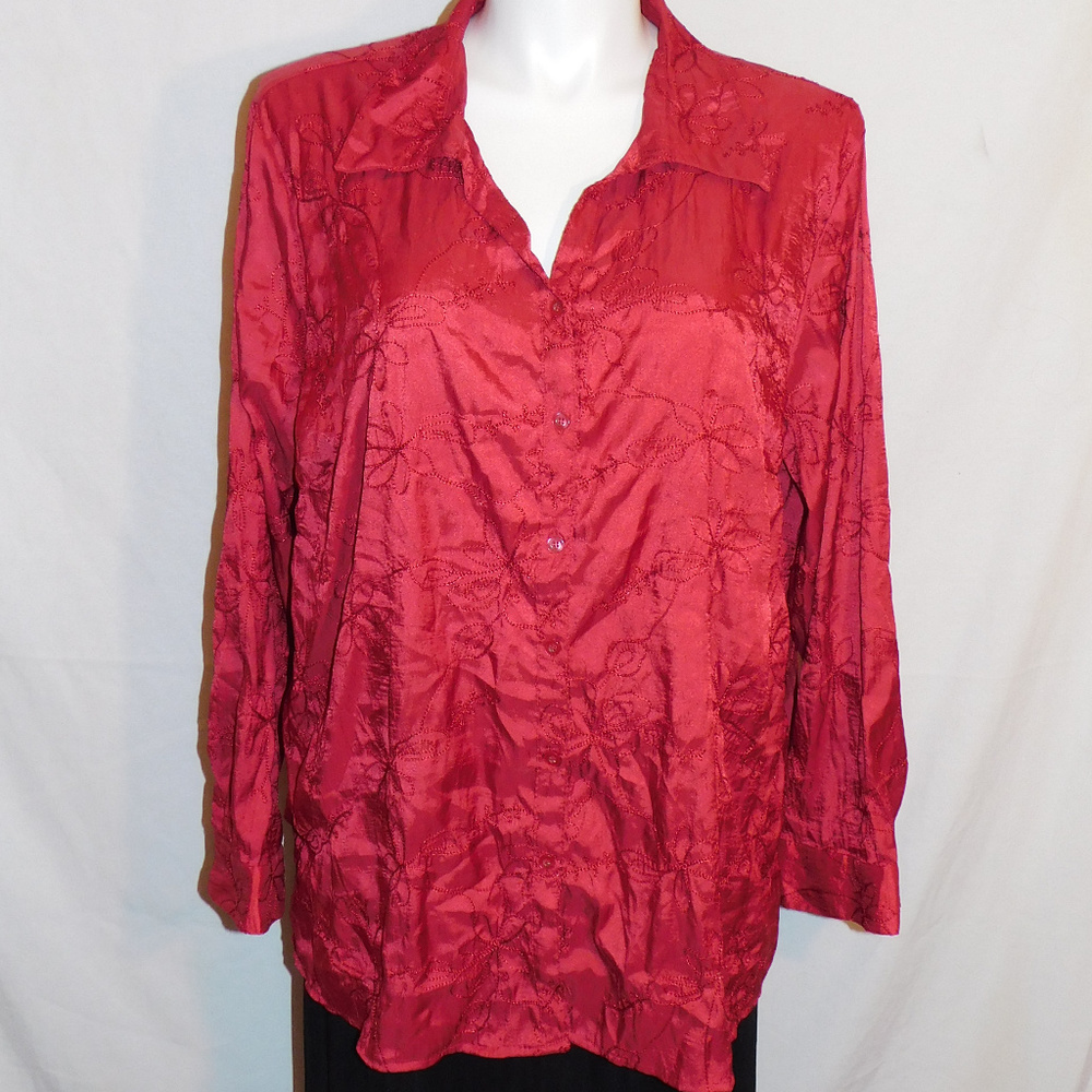 3X Maggie Barnes Red Embroidered Satin Top EUC